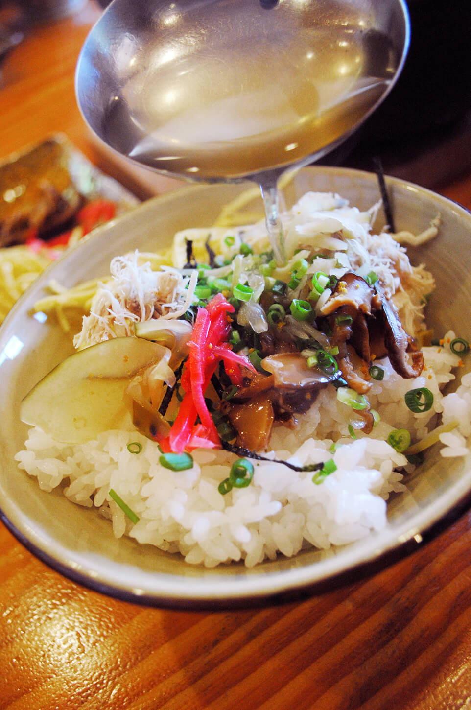 鹿児島・奄美名物の鶏飯(けいはん)