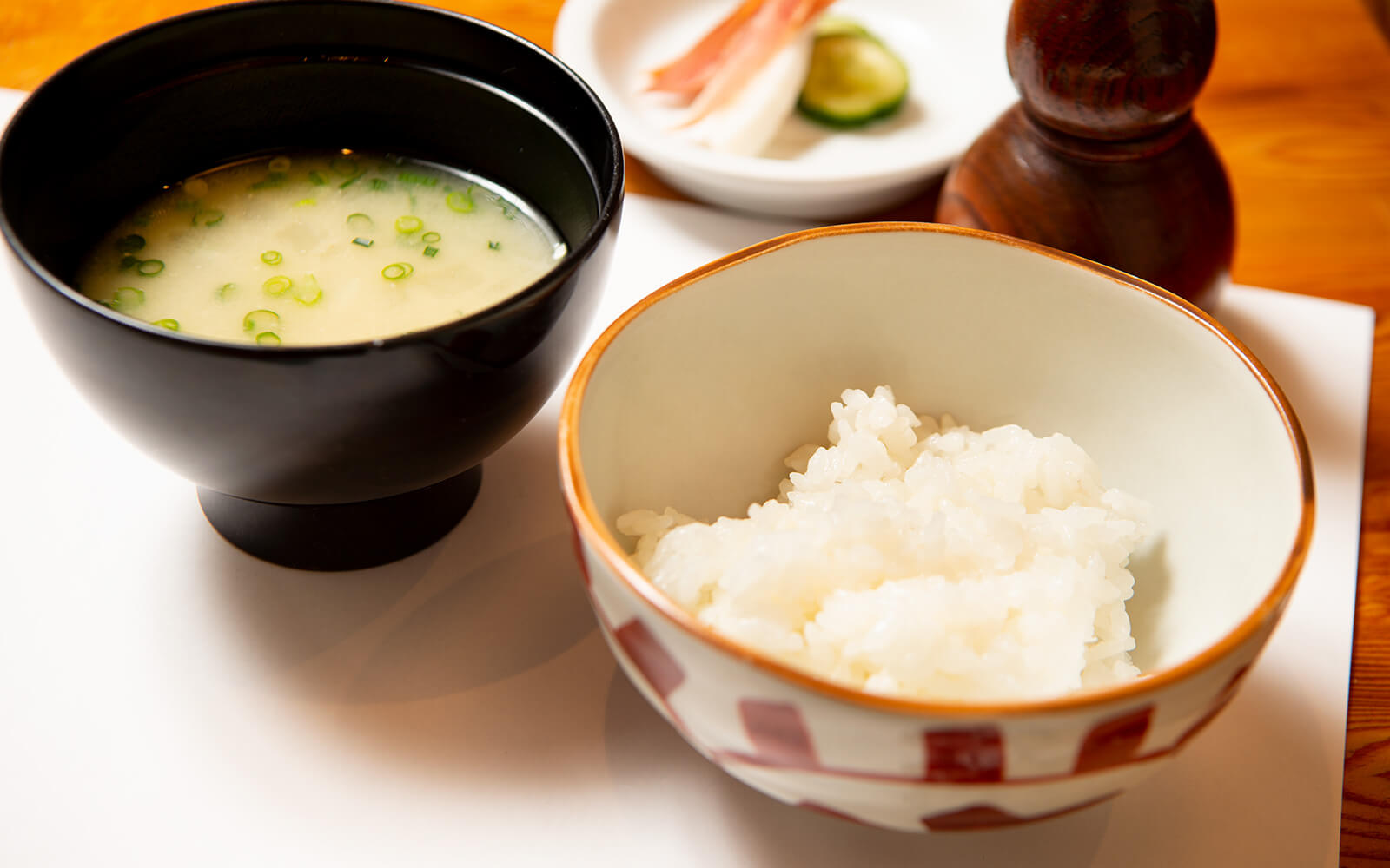 ごはん・みそ汁・香物