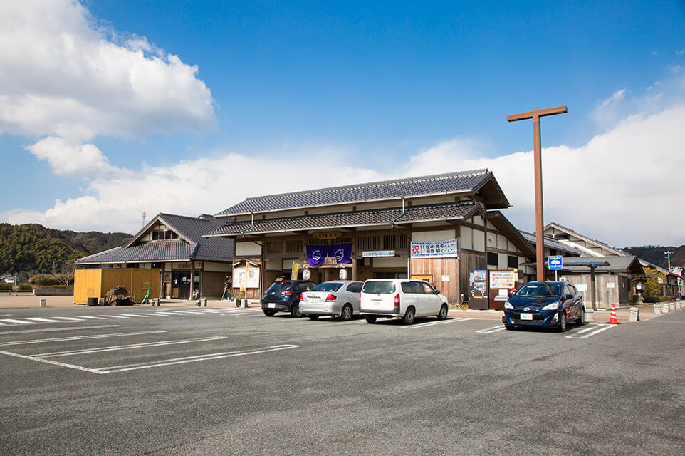 道の駅「蛍街道 西ノ市」